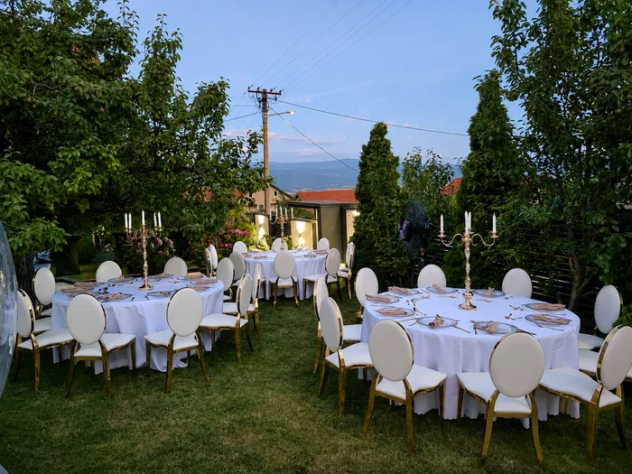 Event Rent oprema i postavka za proslavu na otvorenom — fotografija 20